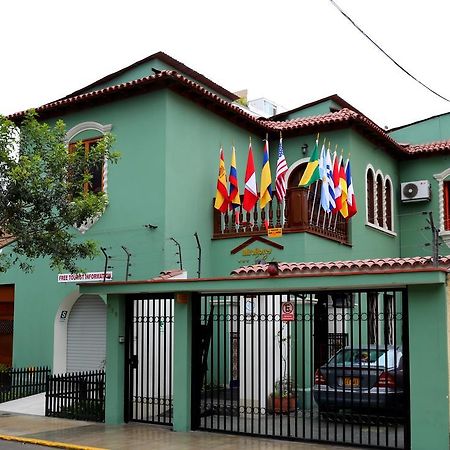 Hotel Miraflores Lodge Lima Exterior foto